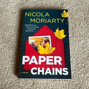Book: Paper Chains by Nicola Moriarty